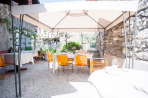 Tavoli Esterni Osteria-D'Alberto